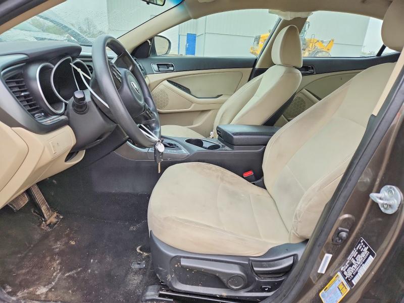 52996106 :رقم المزاد ، 5XXGM4A70FG402565 vin ، 2015 Kia Optima مزاد بيع