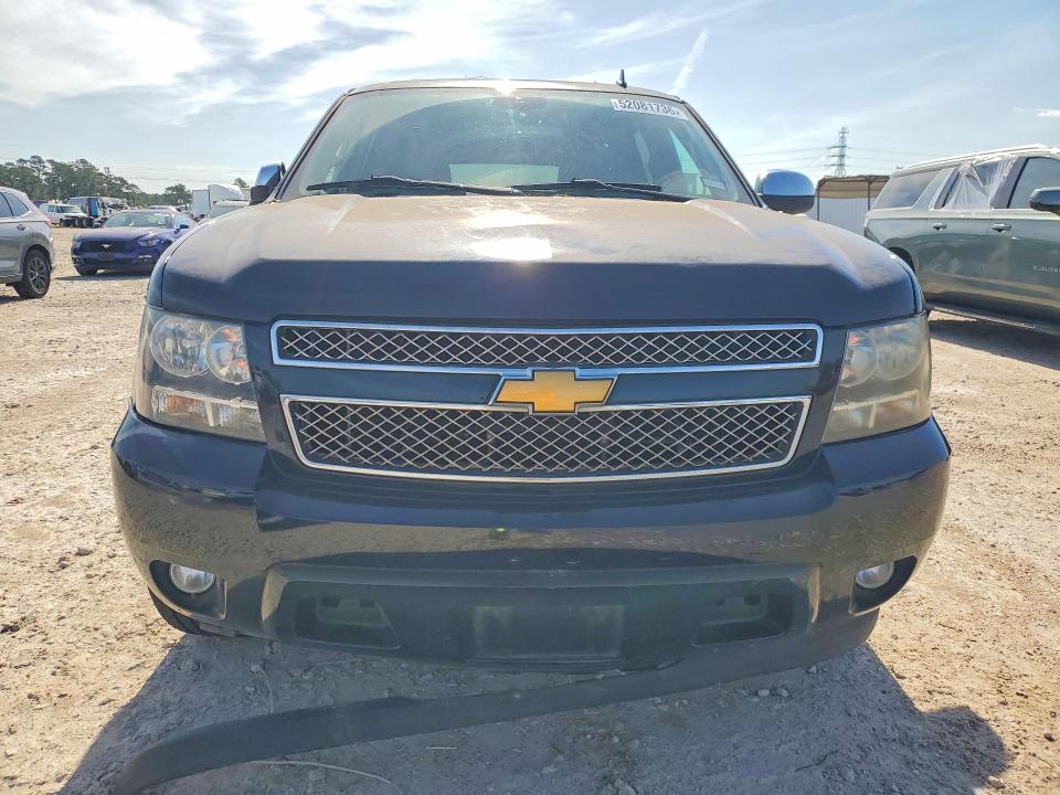 52081736 :رقم المزاد ، 1GNSCKE08ER149089 vin ، 2014 Chevrolet Suburban مزاد بيع