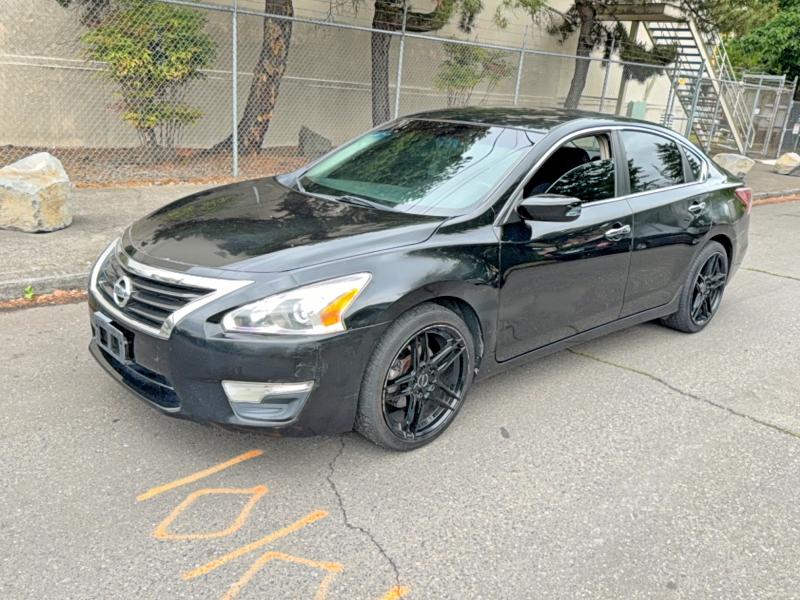2013 Nissan Altima მანქანა იყიდება აუქციონზე, vin: 1N4AL3AP2DN572498, აუქციონის ნომერი: 55793246