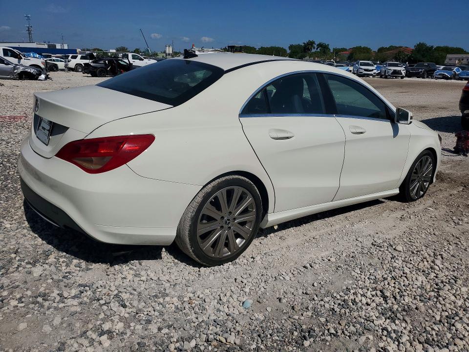 Продажа на аукционе авто 2018 Mercedes-benz Cla, vin: WDDSJ4EB9JN571200, номер лота: 52184386