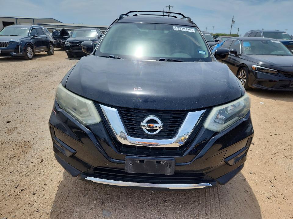 53579716 :رقم المزاد ، 5N1AT2MT4HC802813 vin ، 2017 Nissan Rogue مزاد بيع