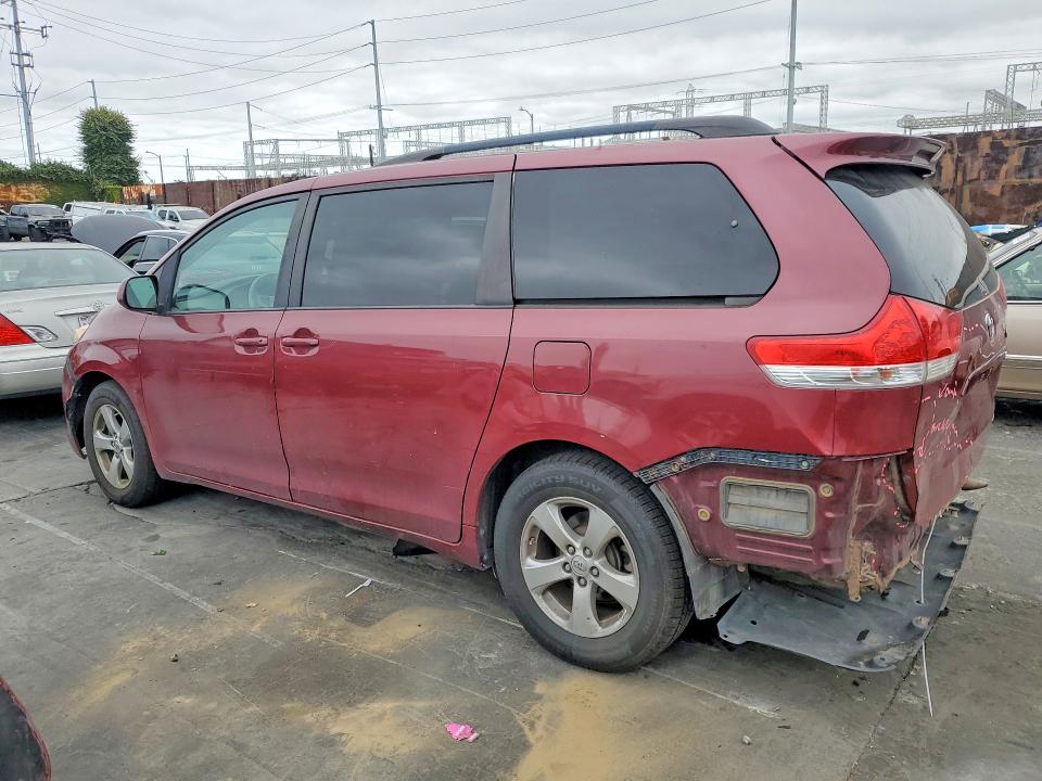 Продаж на аукціоні авто 2013 Toyota Sienna, vin: 5TDKK3DC7DS356327, номер лоту: 53459746