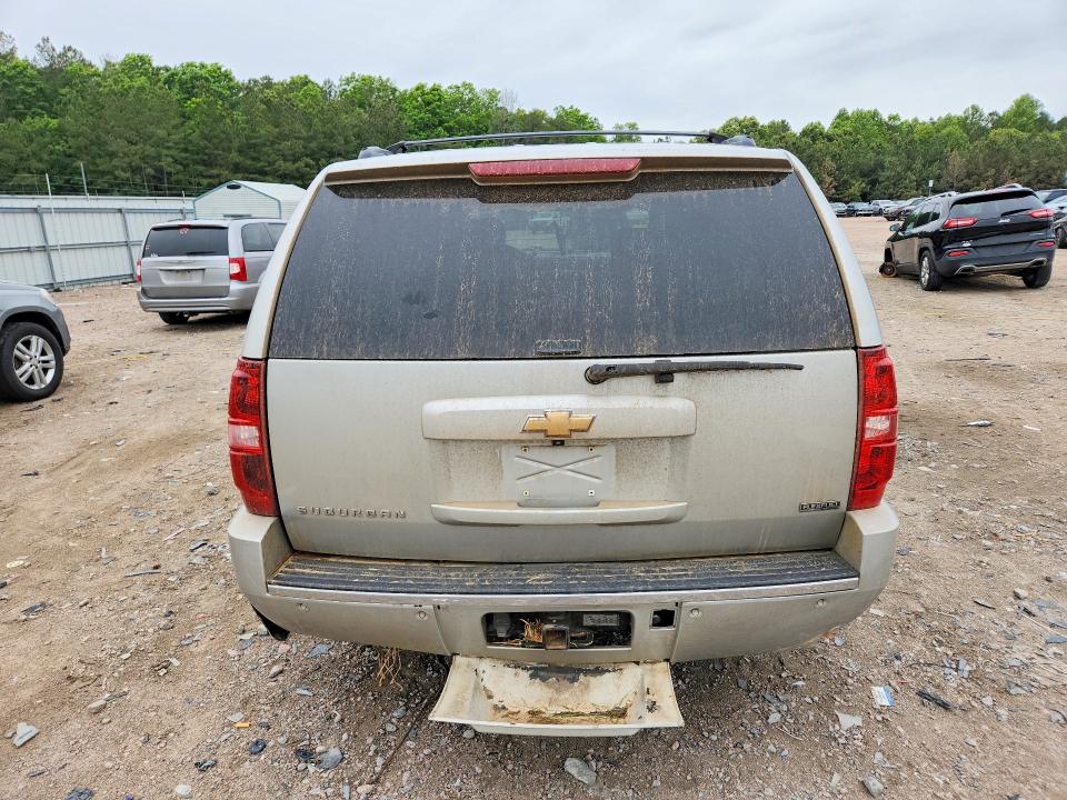 52719976 :رقم المزاد ، 1GNUKKE36AR222637 vin ، 2010 Chevrolet Suburban مزاد بيع