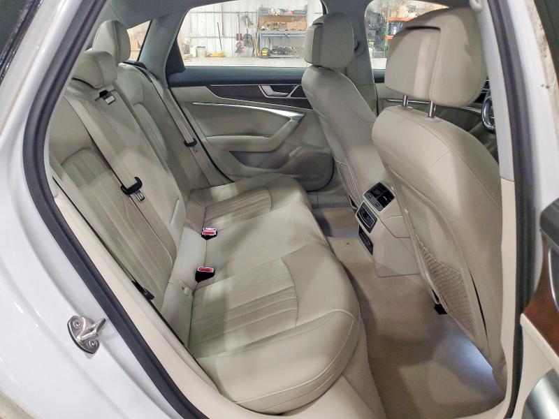 52612146 :رقم المزاد ، WAUL2BF21NN039067 vin ، 2022 Audi A6 مزاد بيع