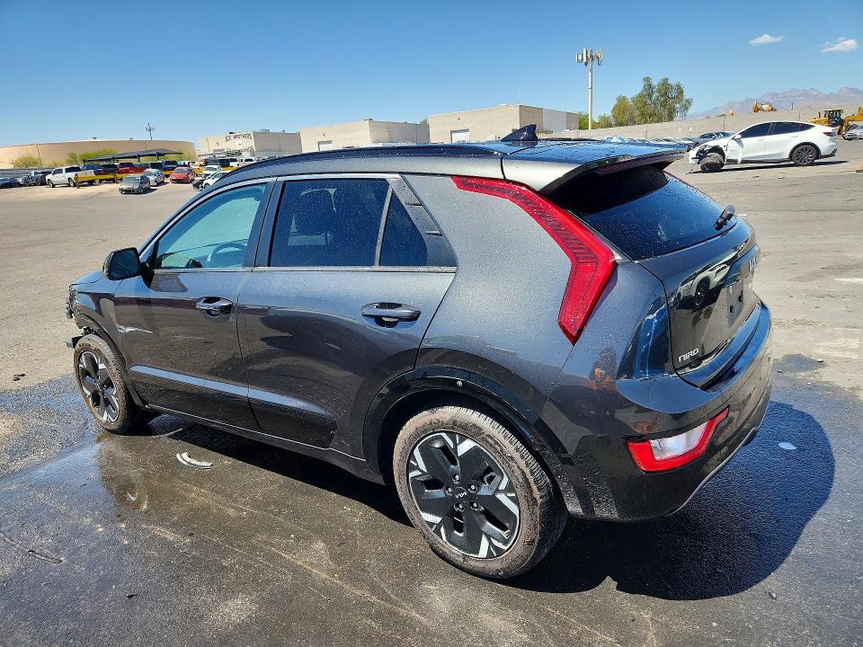 Продажа на аукционе авто 2023 Kia Niro, vin: KNDCR3L10P5025776, номер лота: 53128106