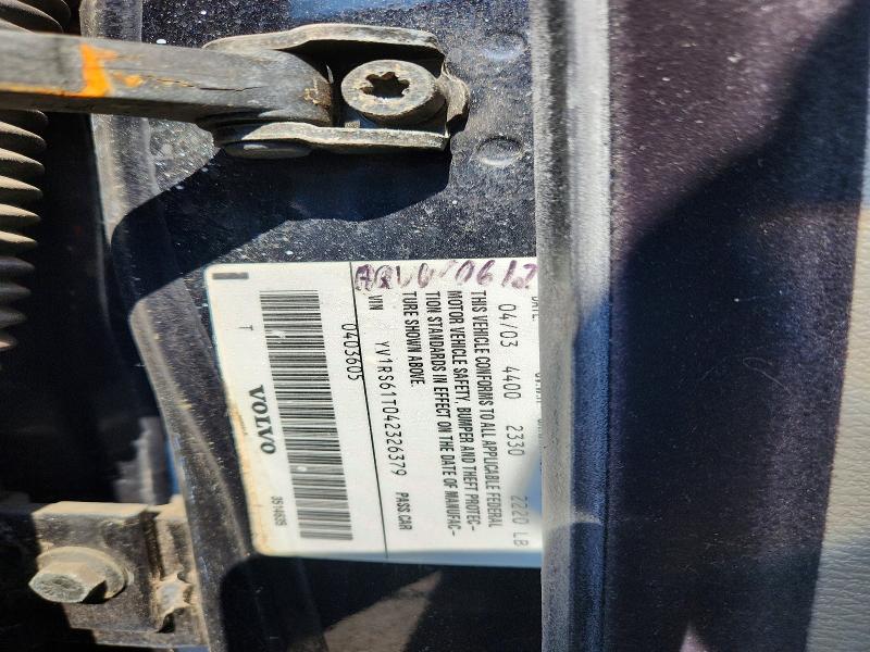 2004 Volvo S60 მანქანა იყიდება აუქციონზე, vin: YV1RS61T042326379, აუქციონის ნომერი: 53918776