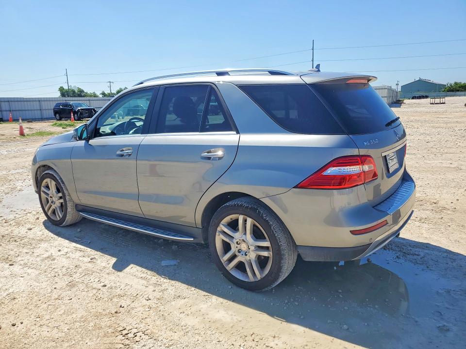 2015 Mercedes-benz Ml მანქანა იყიდება აუქციონზე, vin: 4JGDA5JB6FA485996, აუქციონის ნომერი: 55110646