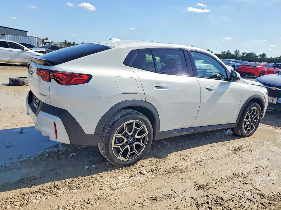 55528146 :رقم المزاد ، WBX63GM00T5490860 vin ، 2026 Bmw X2 مزاد بيع