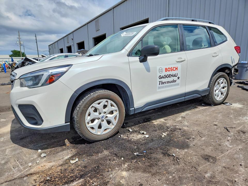 54005326 :رقم المزاد ، JF2SKADC9MH538539 vin ، 2021 Subaru Forester مزاد بيع