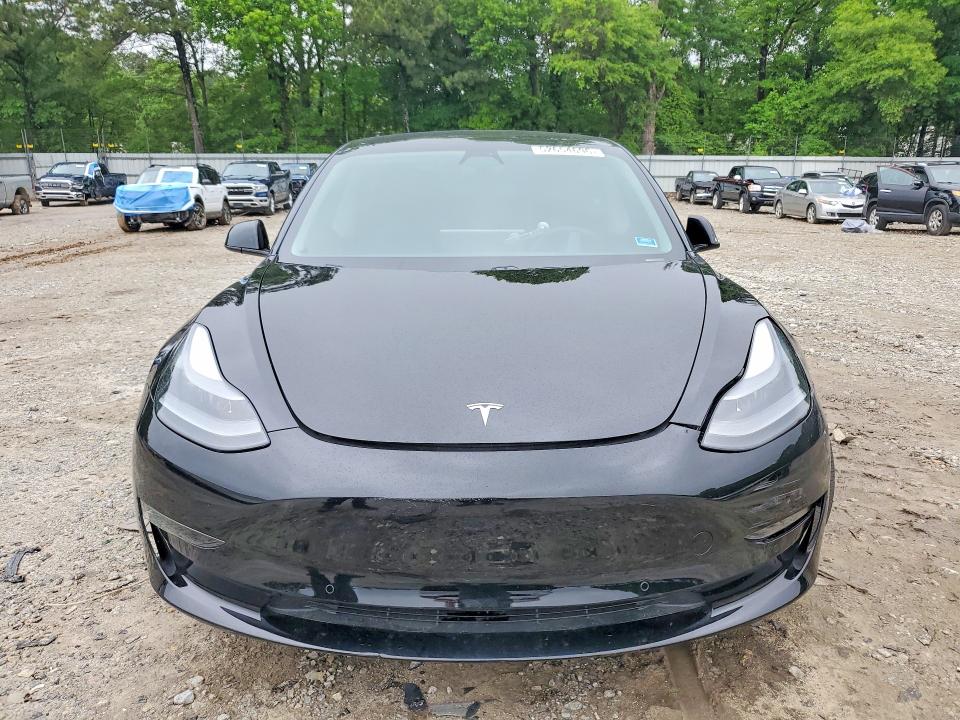 52654696 :رقم المزاد ، 5YJ3E1EA1MF045915 vin ، 2021 Tesla Model 3 مزاد بيع