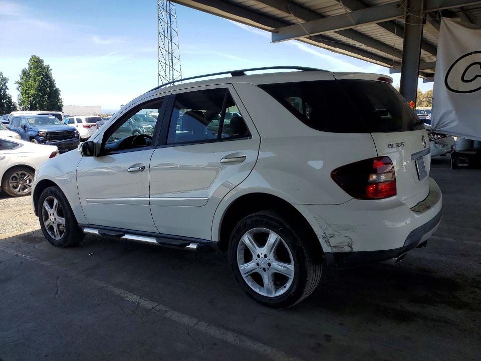 Продажа на аукционе авто 2008 Mercedes-benz Ml, vin: 4JGBB86E38A366329, номер лота: 53290346