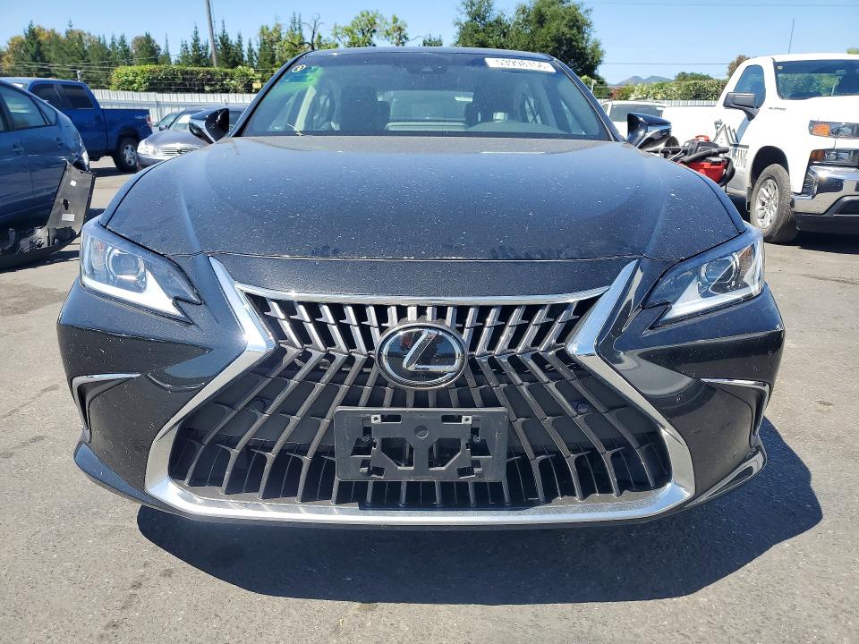 Продажа на аукционе авто 2022 Lexus Es 350, vin: 58ADZ1B17NU137346, номер лота: 53998156