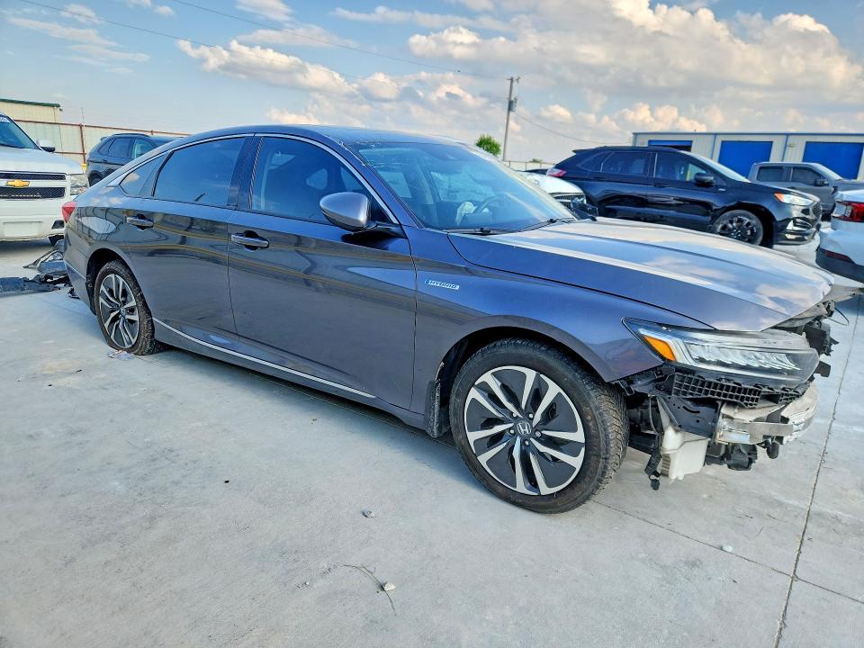 Продажа на аукционе авто 2022 Honda Accord, vin: 1HGCV3F51NA010090, номер лота: 54634336