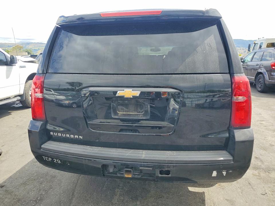52034536 :رقم المزاد ، 1GNSCGKC0KR348676 vin ، 2019 Chevrolet Suburban مزاد بيع