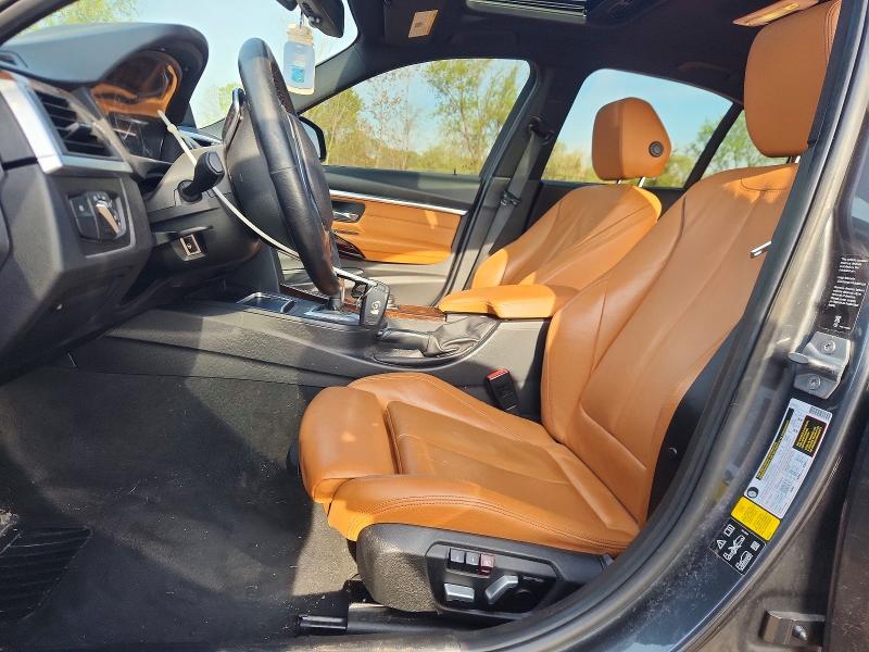 50845386 :رقم المزاد ، WBA8D9C57JEM33528 vin ، 2018 Bmw 330 مزاد بيع