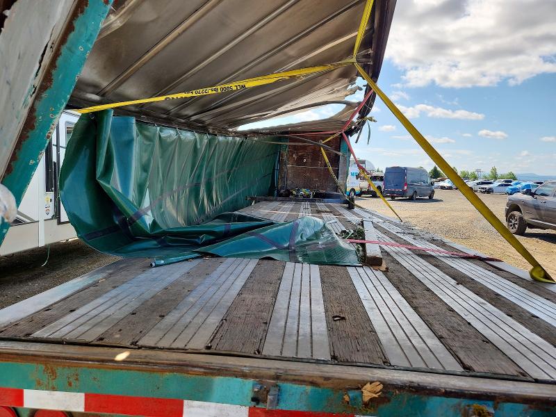 54341776 :رقم المزاد ، 1UYTS2455VA052901 vin ، 1997 Utility Trailer Trailer مزاد بيع