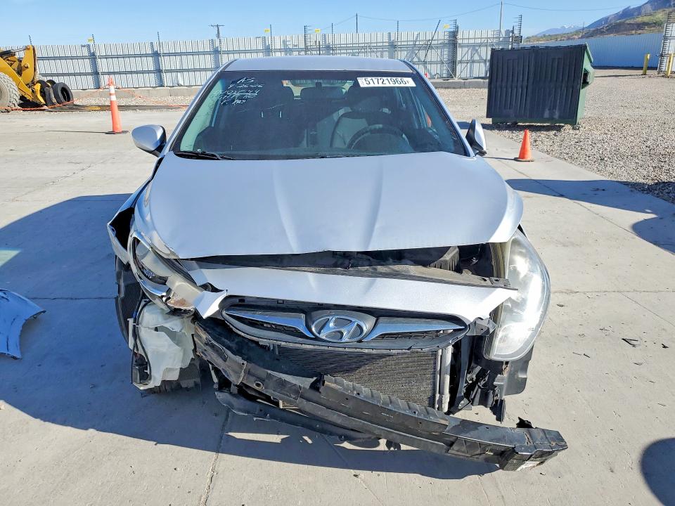 51721966 :رقم المزاد ، KMHCT5AE3DU087544 vin ، 2013 Hyundai Accent مزاد بيع