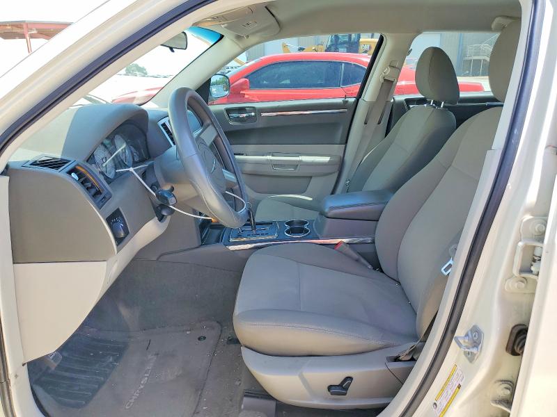 Продажа на аукционе авто 2009 Chrysler 300, vin: 2C3KA43DX9H558009, номер лота: 52001806