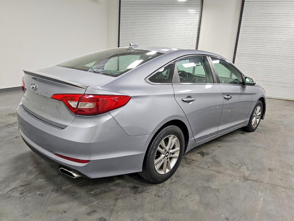 2015 Hyundai Sonata მანქანა იყიდება აუქციონზე, vin: 5NPE24AF2FH225896, აუქციონის ნომერი: 51684566