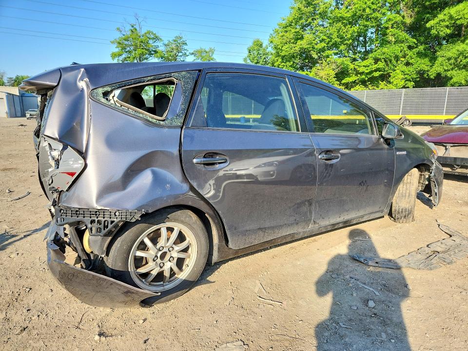 2016 Toyota Prius V მანქანა იყიდება აუქციონზე, vin: JTDZN3EU9GJ047960, აუქციონის ნომერი: 53597936