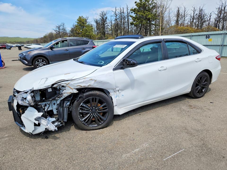 Auction sale of the 2015 Toyota Camry, vin: 4T1BF1FK0FU900559, lot number: 52419386
