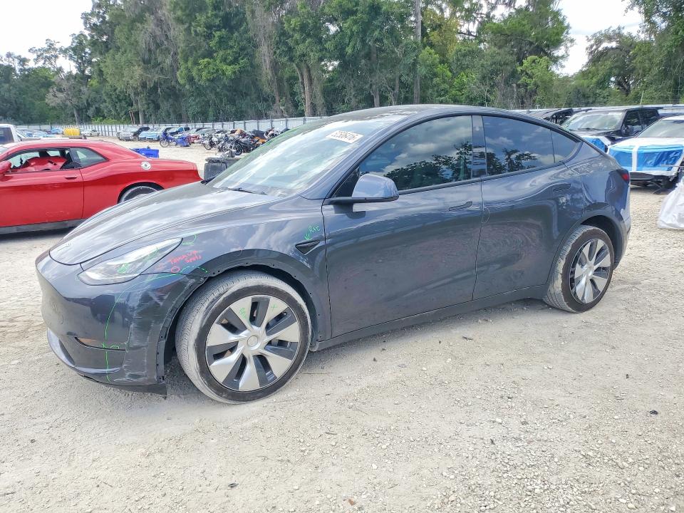 52506416 :رقم المزاد ، 5YJYGDEE8MF086756 vin ، 2021 Tesla Model Y مزاد بيع