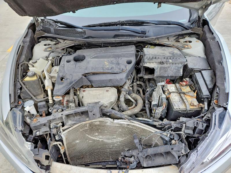 2017 Nissan Altima მანქანა იყიდება აუქციონზე, vin: 1N4AL3AP5HC128243, აუქციონის ნომერი: 52045006