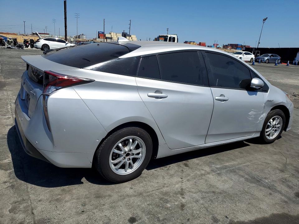2018 Toyota Prius მანქანა იყიდება აუქციონზე, vin: JTDKBRFU1J3586158, აუქციონის ნომერი: 54727456