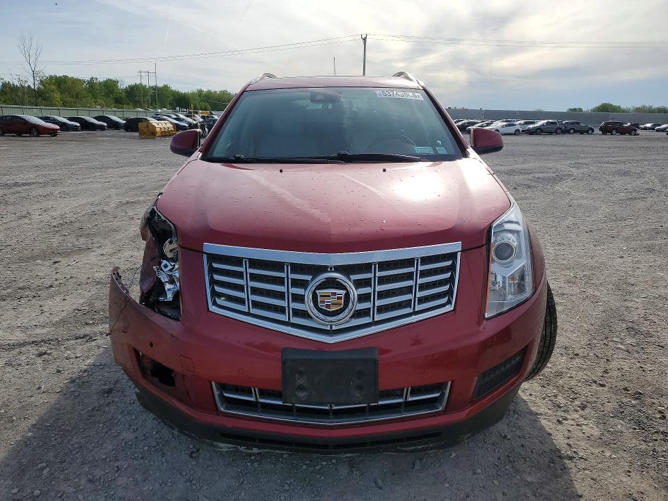 53743986 :رقم المزاد ، 3GYFNEE31FS532090 vin ، 2015 Cadillac Srx مزاد بيع