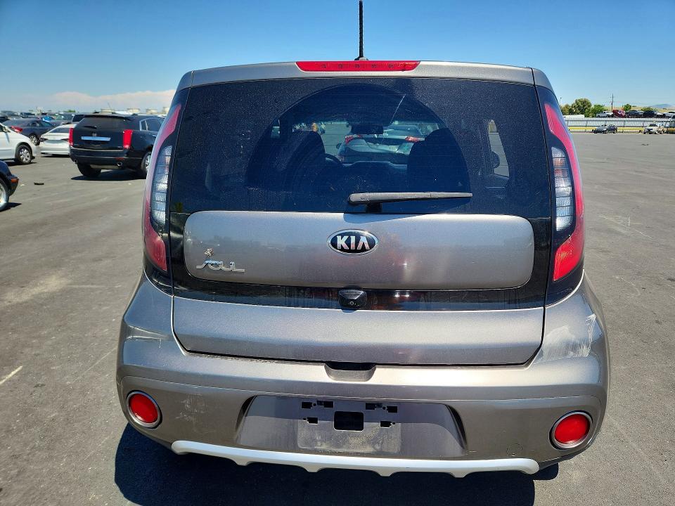 Продаж на аукціоні авто 2018 Kia Soul, vin: KNDJP3A56J7528078, номер лоту: 54992746