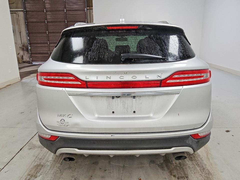 53882066 :رقم المزاد ، 5LMCJ2D97KUL44296 vin ، 2019 Lincoln Mkc مزاد بيع