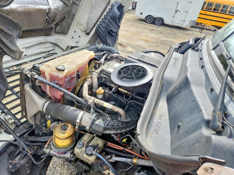 52098206 :رقم المزاد ، 3AKJGLDR4JSJK5347 vin ، 2018 Freigliner Cascadia 125 مزاد بيع