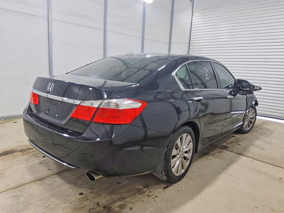 Продаж на аукціоні авто 2015 Honda Accord, vin: 1HGCR2F76FA186943, номер лоту: 52698776