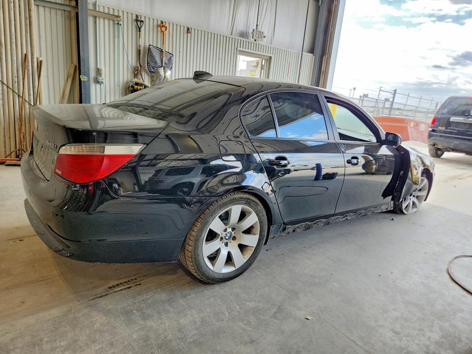 2005 Bmw 545 მანქანა იყიდება აუქციონზე, vin: WBANB33535CN63314, აუქციონის ნომერი: 53220256
