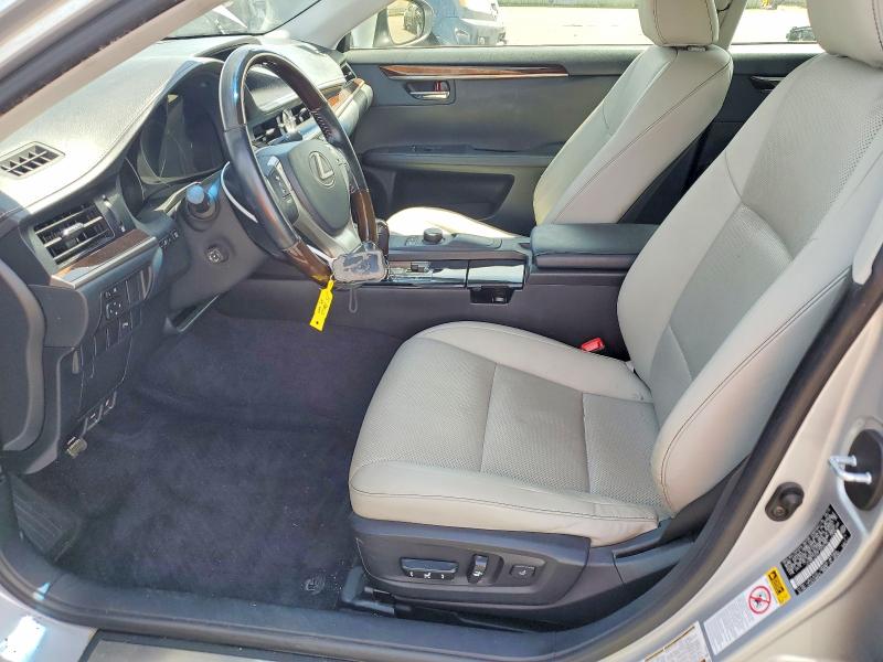 2015 Lexus Es მანქანა იყიდება აუქციონზე, vin: JTHBK1GG4F2202380, აუქციონის ნომერი: 52394486