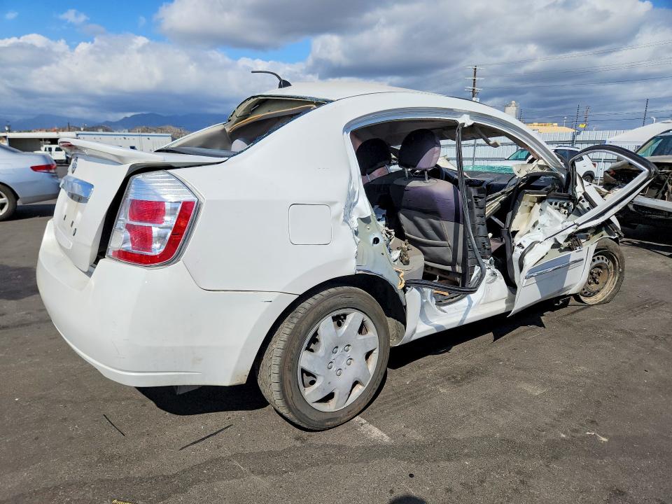 55151586 :رقم المزاد ، 3N1AB6AP0BL724809 vin ، 2011 Nissan Sentra مزاد بيع