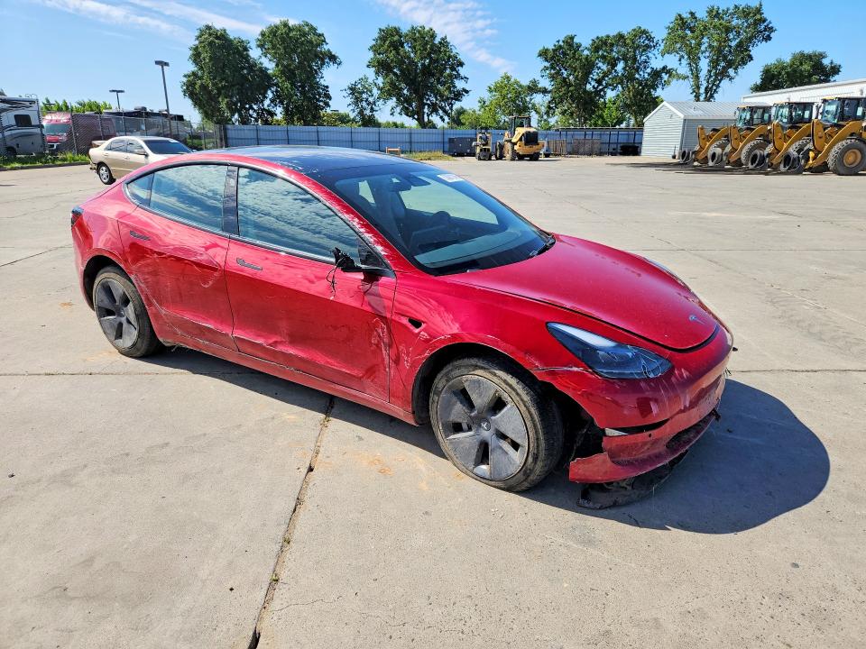 2022 Tesla Model 3 მანქანა იყიდება აუქციონზე, vin: 5YJ3E1EA1NF345939, აუქციონის ნომერი: 53061246