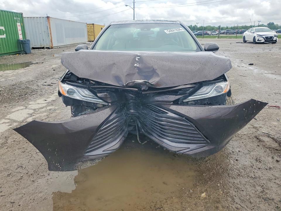 2018 Toyota Camry მანქანა იყიდება აუქციონზე, vin: 4T1B11HKXJU134165, აუქციონის ნომერი: 54841636