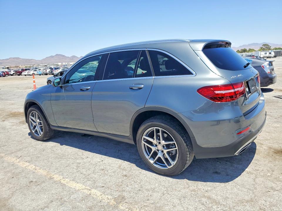 55079156 :رقم المزاد ، WDC0G4JB7HF135370 vin ، 2017 Mercedes-benz Glc مزاد بيع