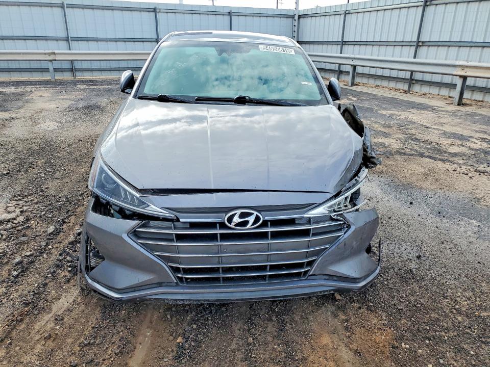 2020 Hyundai Elantra მანქანა იყიდება აუქციონზე, vin: 5NPD84LF8LH536381, აუქციონის ნომერი: 54856816