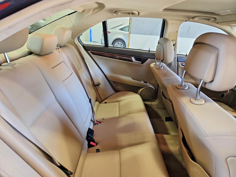2012 Mercedes-benz C მანქანა იყიდება აუქციონზე, vin: WDDGF8BB1CR228301, აუქციონის ნომერი: 55370866