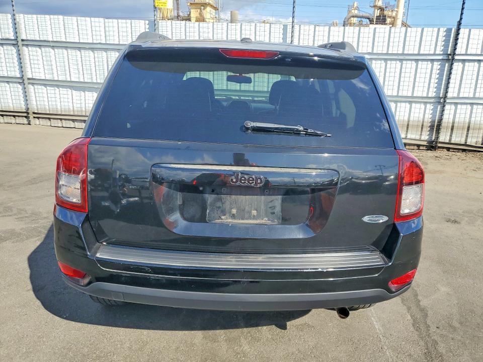 2015 Jeep Compass მანქანა იყიდება აუქციონზე, vin: 1C4NJCBA9FD297801, აუქციონის ნომერი: 55015786