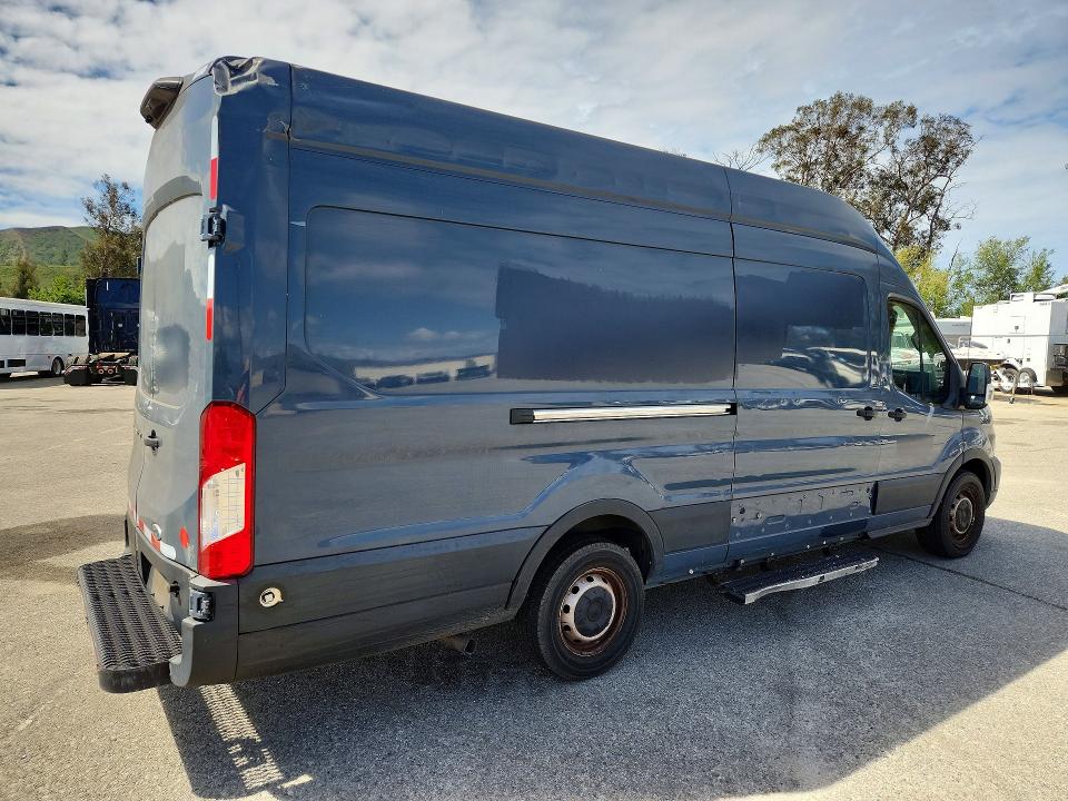 55084436 :رقم المزاد ، 1FTBR3X83LKB27698 vin ، 2020 Ford Transit مزاد بيع