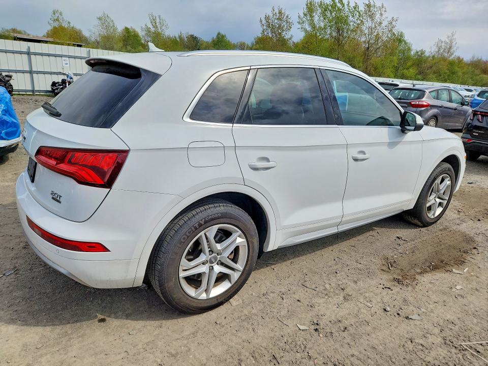 Продажа на аукционе авто 2018 Audi Q5, vin: WA1BNAFYXJ2223594, номер лота: 52358436