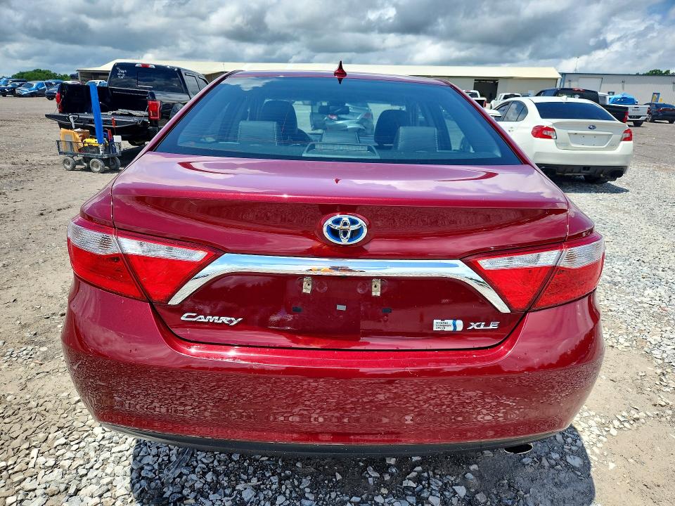 2017 Toyota Camry Hybrid მანქანა იყიდება აუქციონზე, vin: 4T1BD1FK2HU215259, აუქციონის ნომერი: 54668806