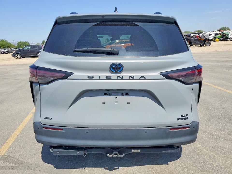 54823566 :رقم المزاد ، 5TDCSKFC9RS118126 vin ، 2024 Toyota Sienna مزاد بيع