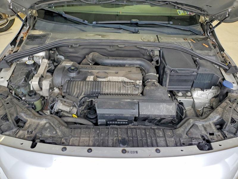 2014 Volvo S60 მანქანა იყიდება აუქციონზე, vin: YV1612FS2E2298195, აუქციონის ნომერი: 54020156
