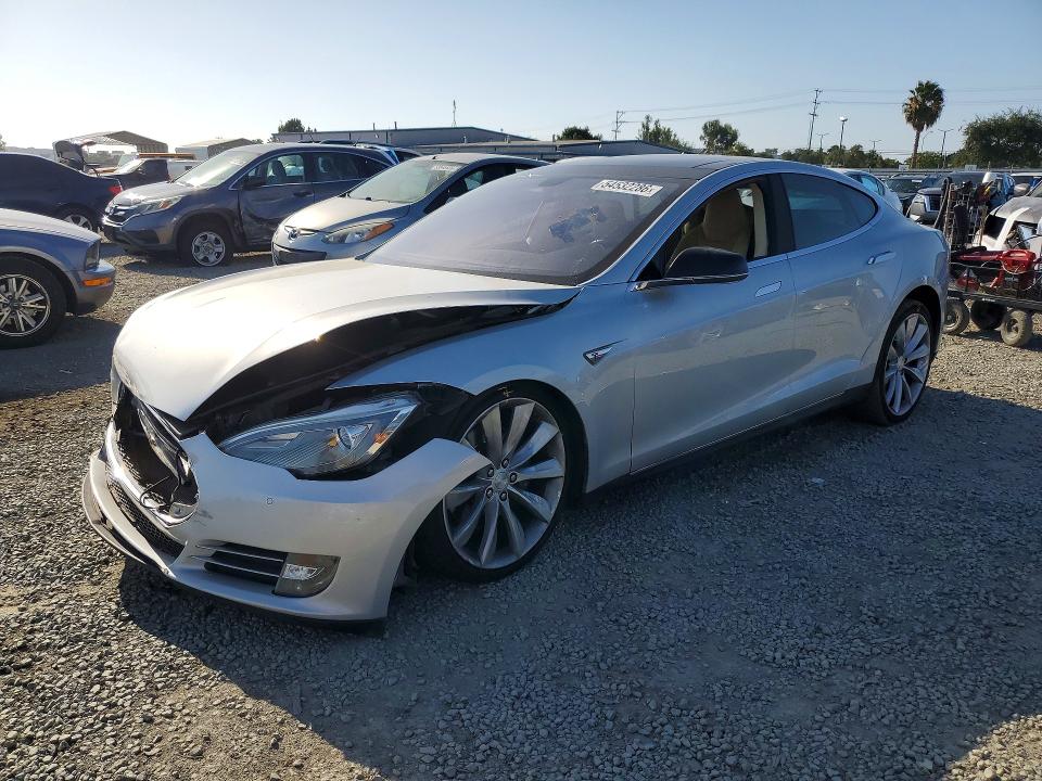 Продажа на аукционе авто 2013 Tesla Model S, vin: 5YJSA1CP0DFP22306, номер лота: 54532286