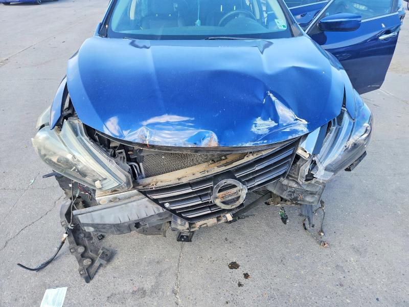 2018 Nissan Altima მანქანა იყიდება აუქციონზე, vin: 1N4AL3AP9JC110396, აუქციონის ნომერი: 54241926