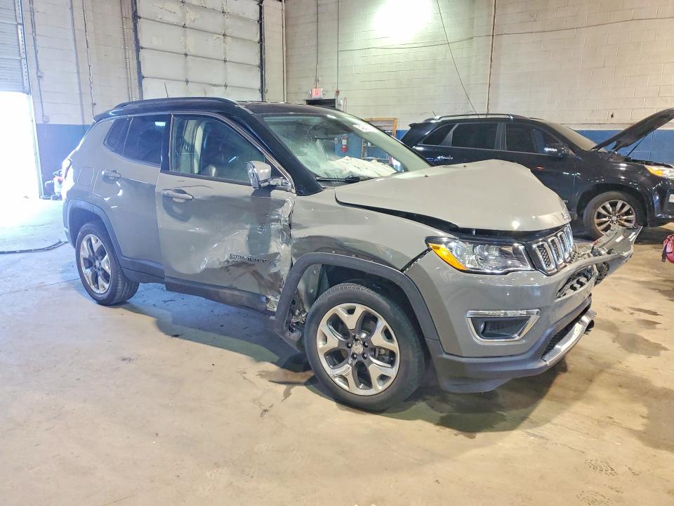 54243526 :رقم المزاد ، 3C4NJDCB5KT673024 vin ، 2019 Jeep Compass مزاد بيع